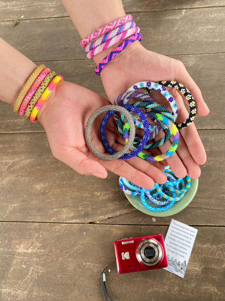 Island Oasis Bracelet – A Tropical Escape in a Summer Bracelet