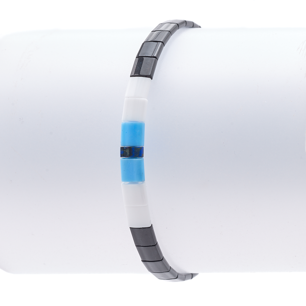 Sashka Co. Beaded Friendship Bracelet none tila