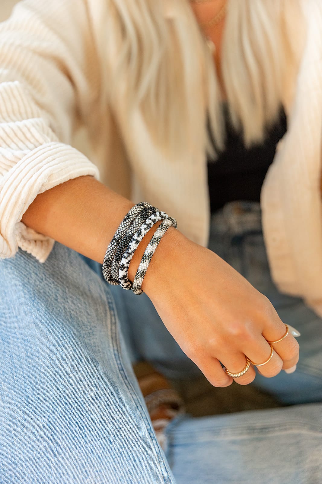 Sashka Co. Beaded Friendship Bracelet White / Black Panda Bracelet