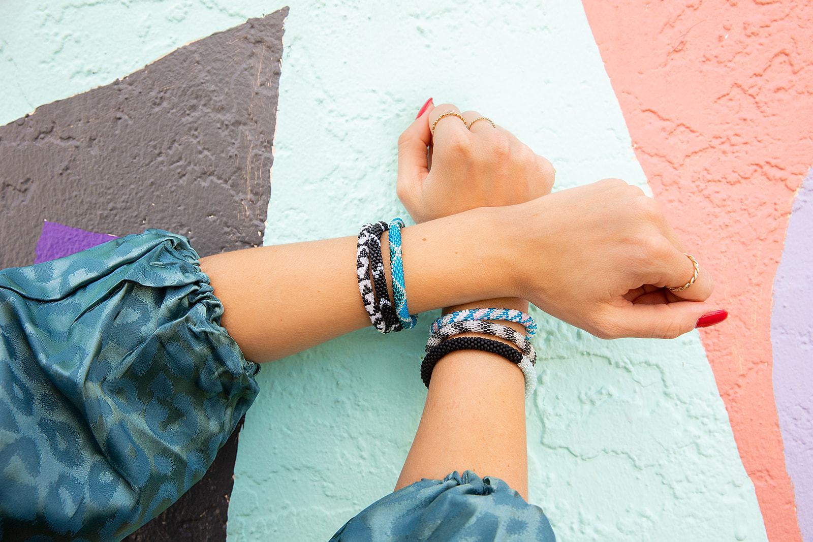Sashka Co. Extended 8" Bracelet Black / White Yin and Yang Bracelet - Extended 8"
