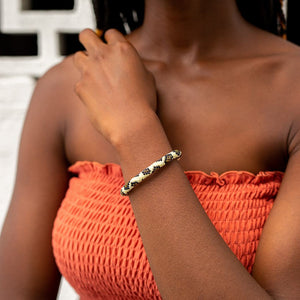Handmade glass bead bracelet from Nepal, featuring a roll design. Also known as a beaded bracelet, seed bead bracelet, beach glass bracelet, or sea glass bracelet